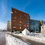 Lootsi With Free Parking Appartement