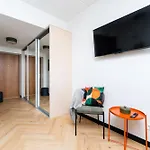 Lootsi With Free Parking Appartement