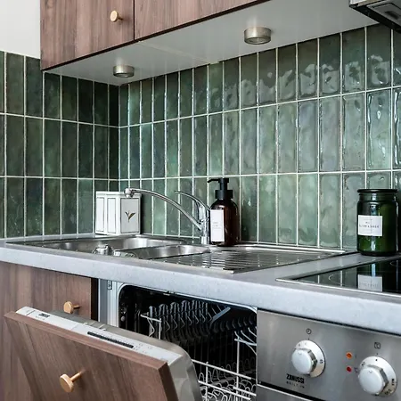 Lootsi With Free Parking Appartement