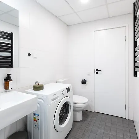 Apartamento Lootsi With Free Parking