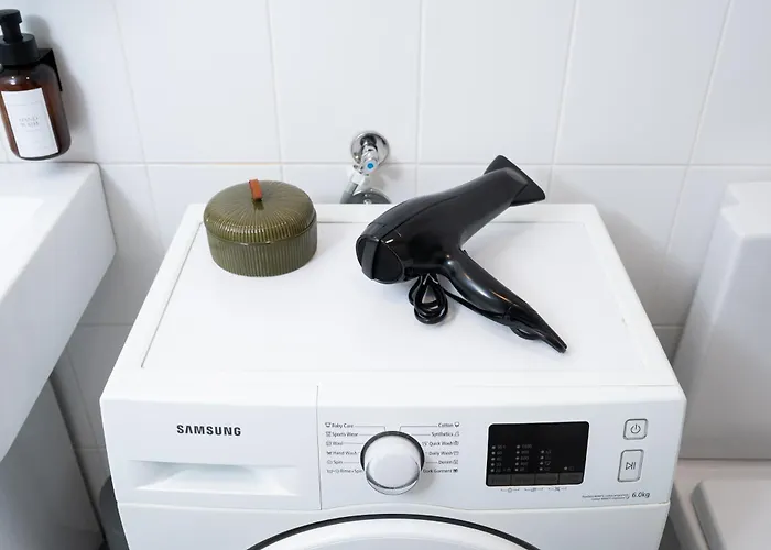 Lootsi With Free Parking *