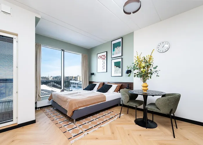 Lootsi With Free Parking