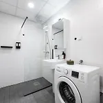 Lootsi With Free Parking Apartamento *